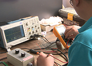 專(zhuān)注技術(shù)研發(fā) 專(zhuān)注技術(shù)研發(fā)